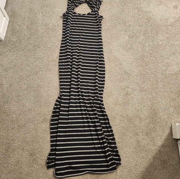 Striped Black and White Maxi Dress - Picture 1 of 4
